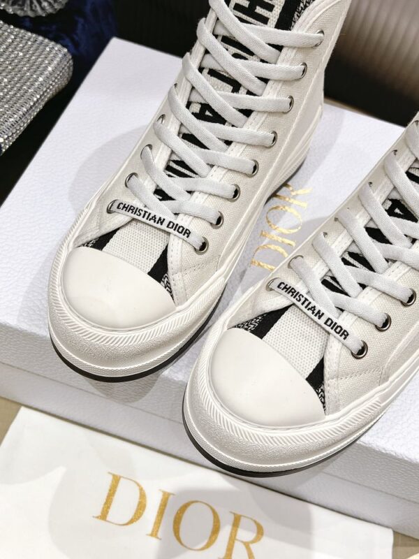 New Collection Fashion Women Dior Shoes 048