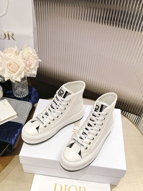 New Collection Fashion Women Dior Shoes 048