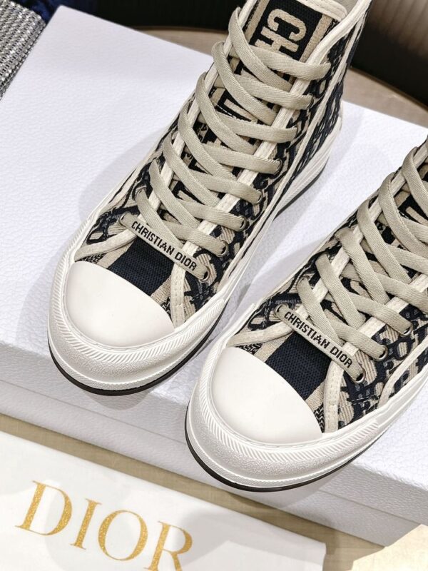 New Collection Fashion Women Dior Shoes 045