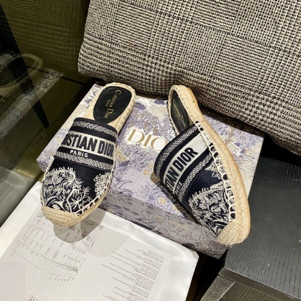 New Collection Fashion Women Dior Shoes 038
