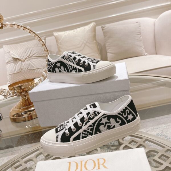 New Collection Fashion Women Dior Shoes 037