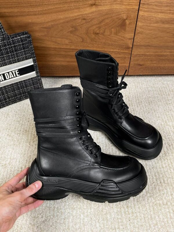 New Collection Fashion Valentino Women Shoes 020