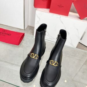 New Collection Fashion Valentino Women Shoes 016