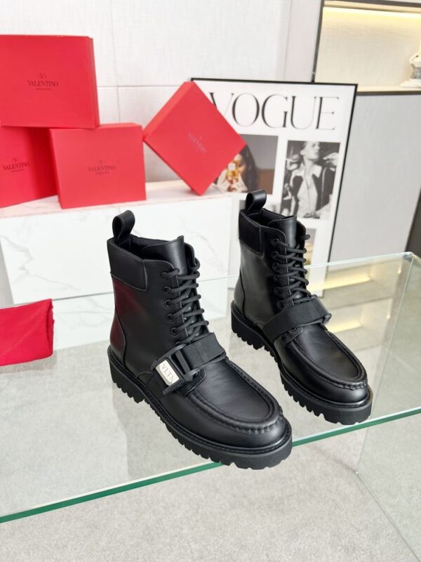 New Collection Fashion Valentino Women Shoes 012