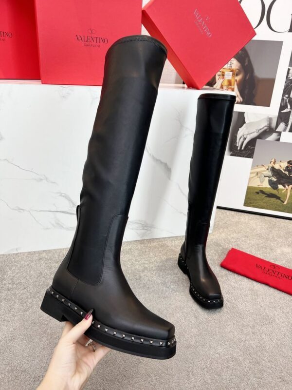 New Collection Fashion Valentino Women Shoes 010