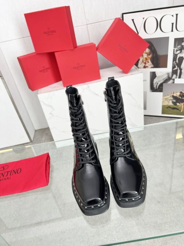 New Collection Fashion Valentino Women Shoes 009