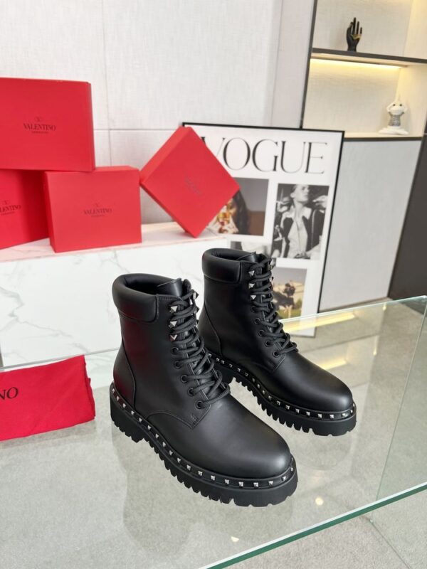New Collection Fashion Valentino Women Shoes 006