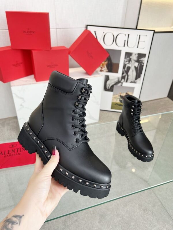 New Collection Fashion Valentino Women Shoes 006
