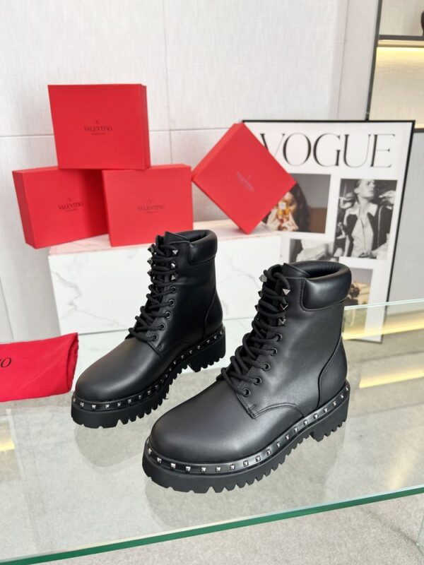 New Collection Fashion Valentino Women Shoes 006