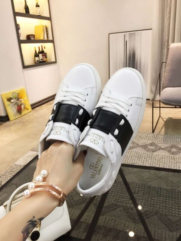 New Collection Fashion Valentino Women Shoes 003