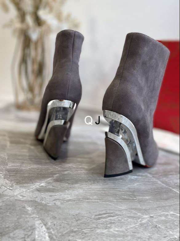 New Fashion Christian Louboutin Women Shoes 020