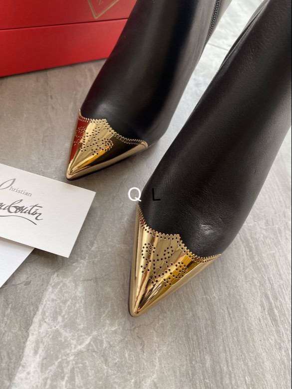 New Fashion Christian Louboutin Women Shoes 017