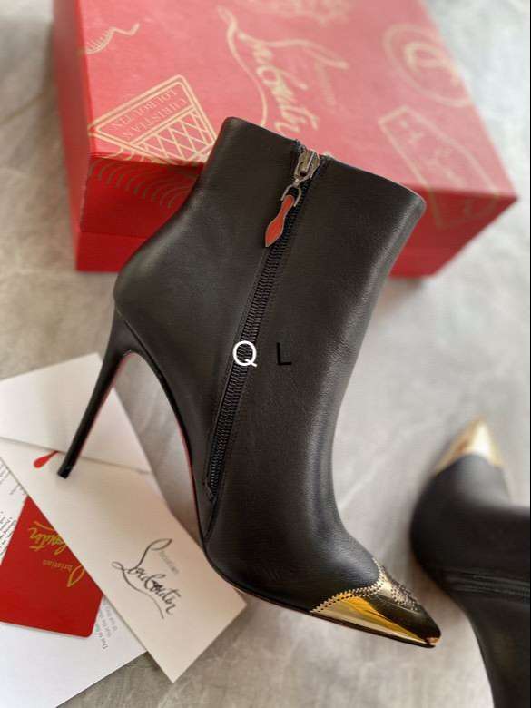 New Fashion Christian Louboutin Women Shoes 017