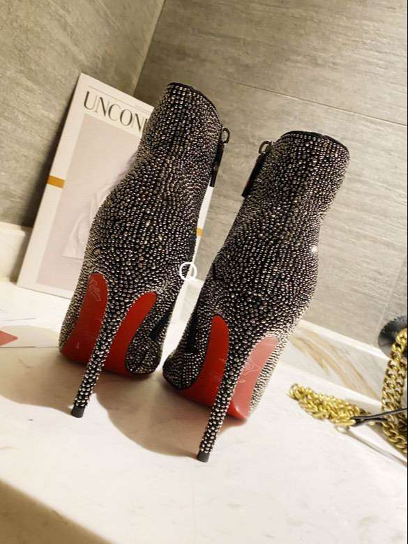 New Fashion Christian Louboutin Women Shoes 016