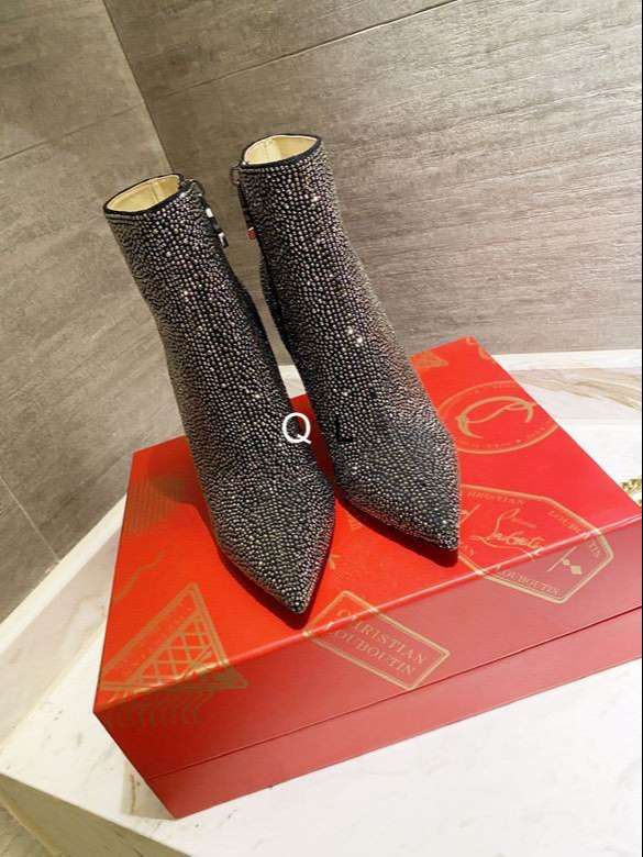 New Fashion Christian Louboutin Women Shoes 016