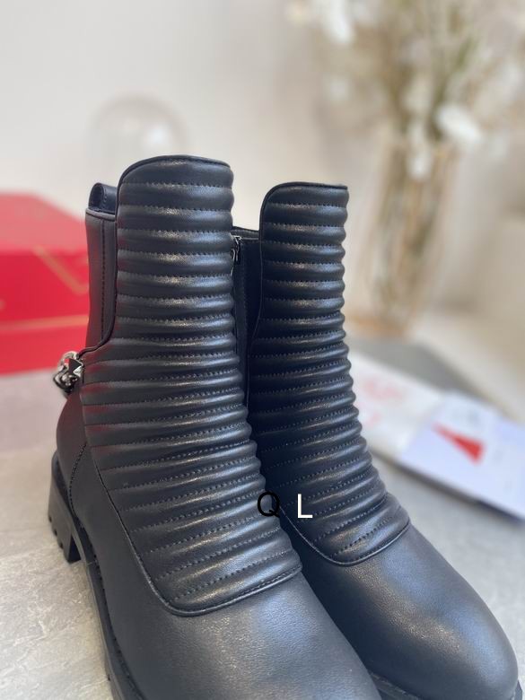 New Fashion Christian Louboutin Women Shoes 030