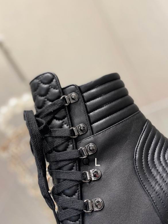 New Fashion Christian Louboutin Women Shoes 033