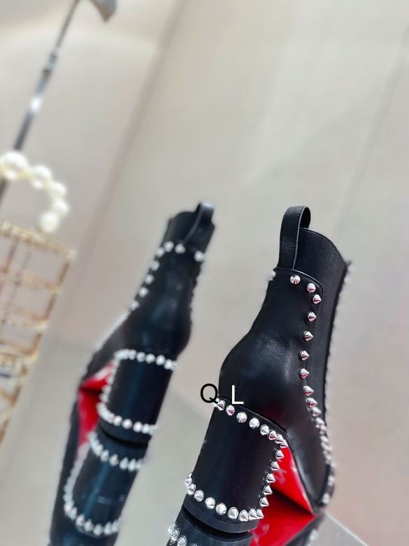 New Fashion Christian Louboutin Women Shoes 034
