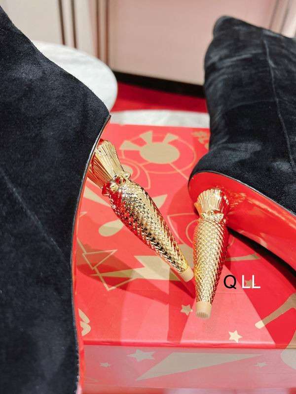 New Fashion Christian Louboutin Women Shoes 059