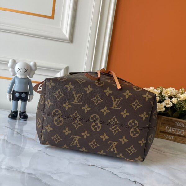 Iconic LV Handbag M45205