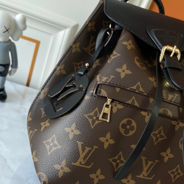 Iconic LV Handbag M45205