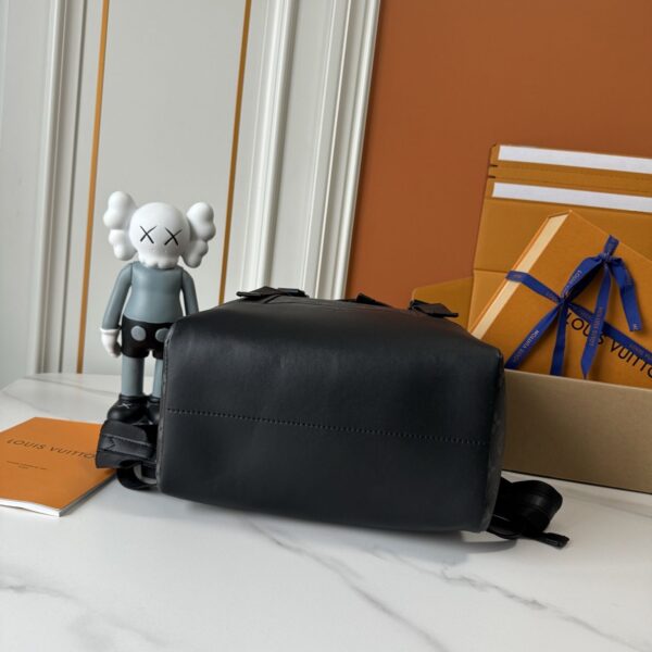 Iconic LV Handbag M24776-M46792