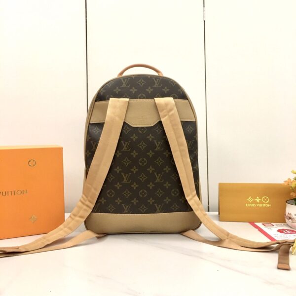 Iconic LV Handbag M12624-1