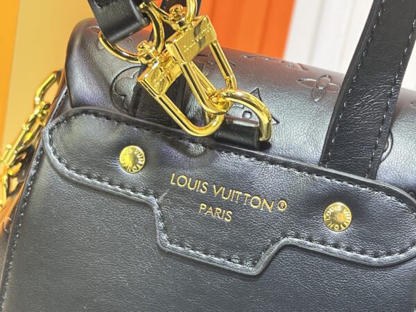 Iconic LV Handbag M13357