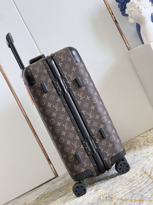 New Collection Fashion Luggage LV D301