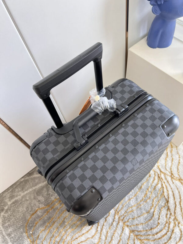 New Collection Fashion Luggage LV D301