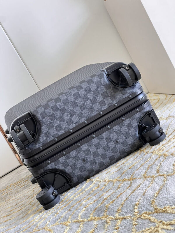 New Collection Fashion Luggage LV D301