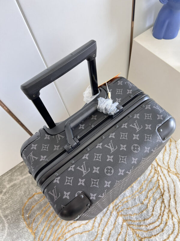 New Collection Fashion Luggage LV D301