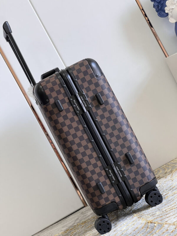 New Collection Fashion Luggage LV D301