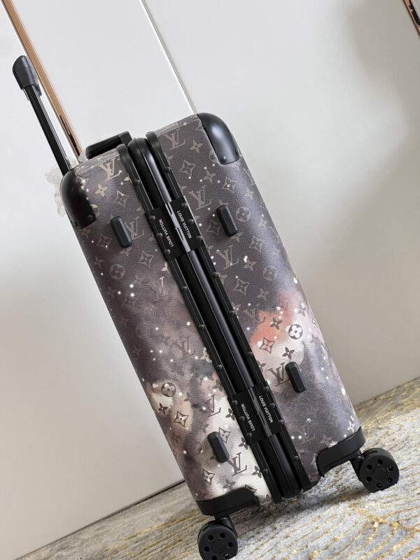 New Collection Fashion Luggage LV D301