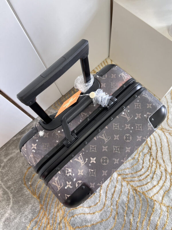 New Collection Fashion Luggage LV D301