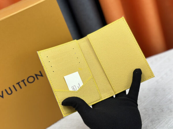 Luxury LV Wallet M60181