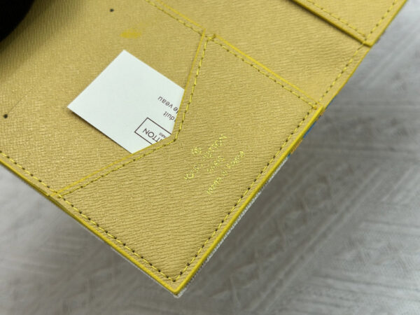 Luxury LV Wallet M60181
