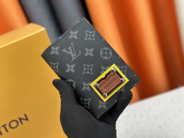 Luxury LV Wallet M60181