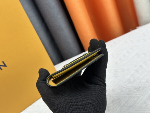 Luxury LV Wallet M60181