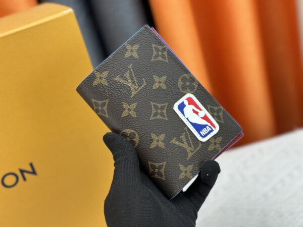 Luxury LV Wallet M60181