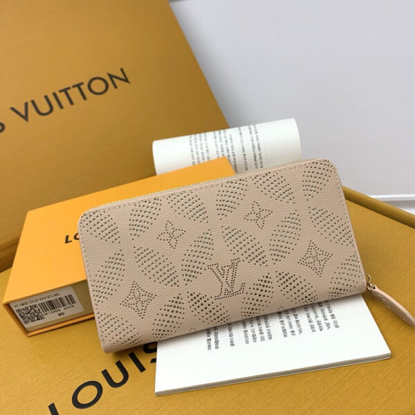 Luxury LV Wallet M13469