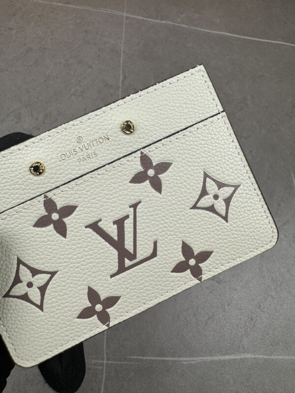 Luxury LV Wallet M69171