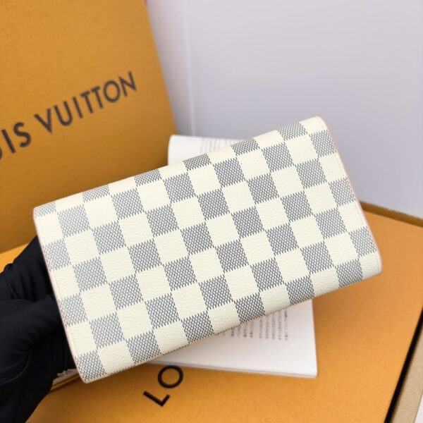 Luxury LV Wallet M58108