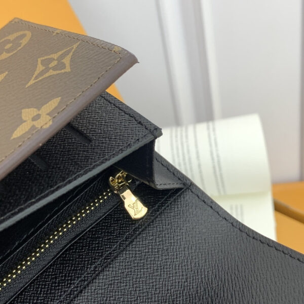 Luxury LV Wallet M58108