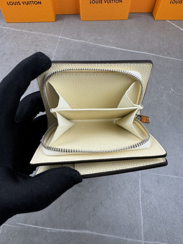 Luxury LV Wallet M80269