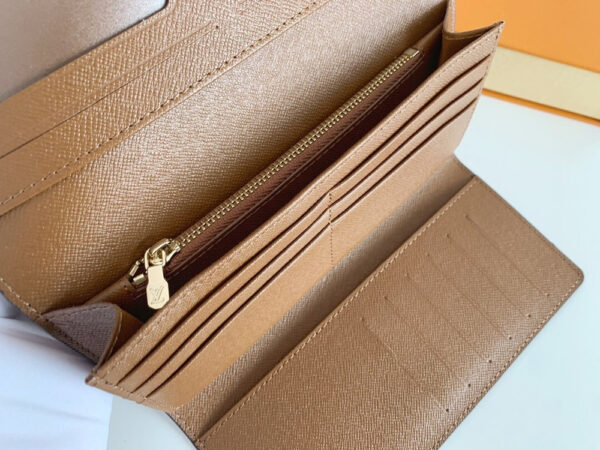 Luxury LV Wallet M58101