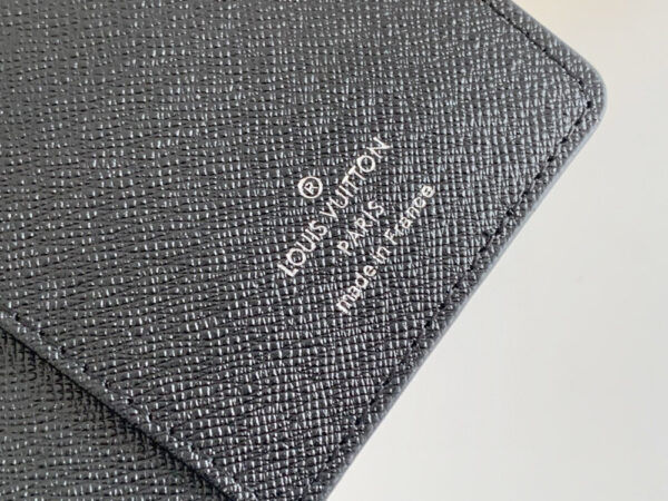 Luxury LV Wallet M58101