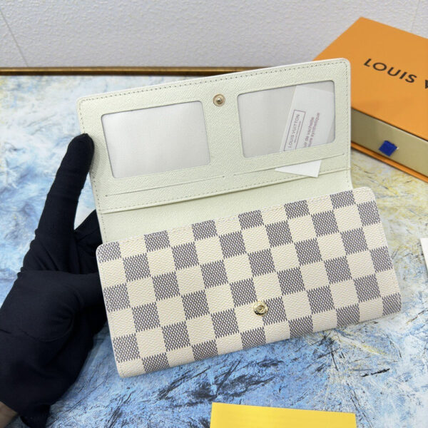 Luxury LV Wallet M58101