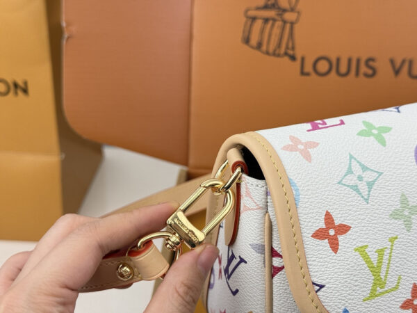 Modern Style Trendy Bag L5353