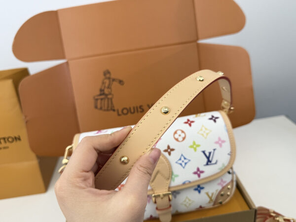 Modern Style Trendy Bag L5353
